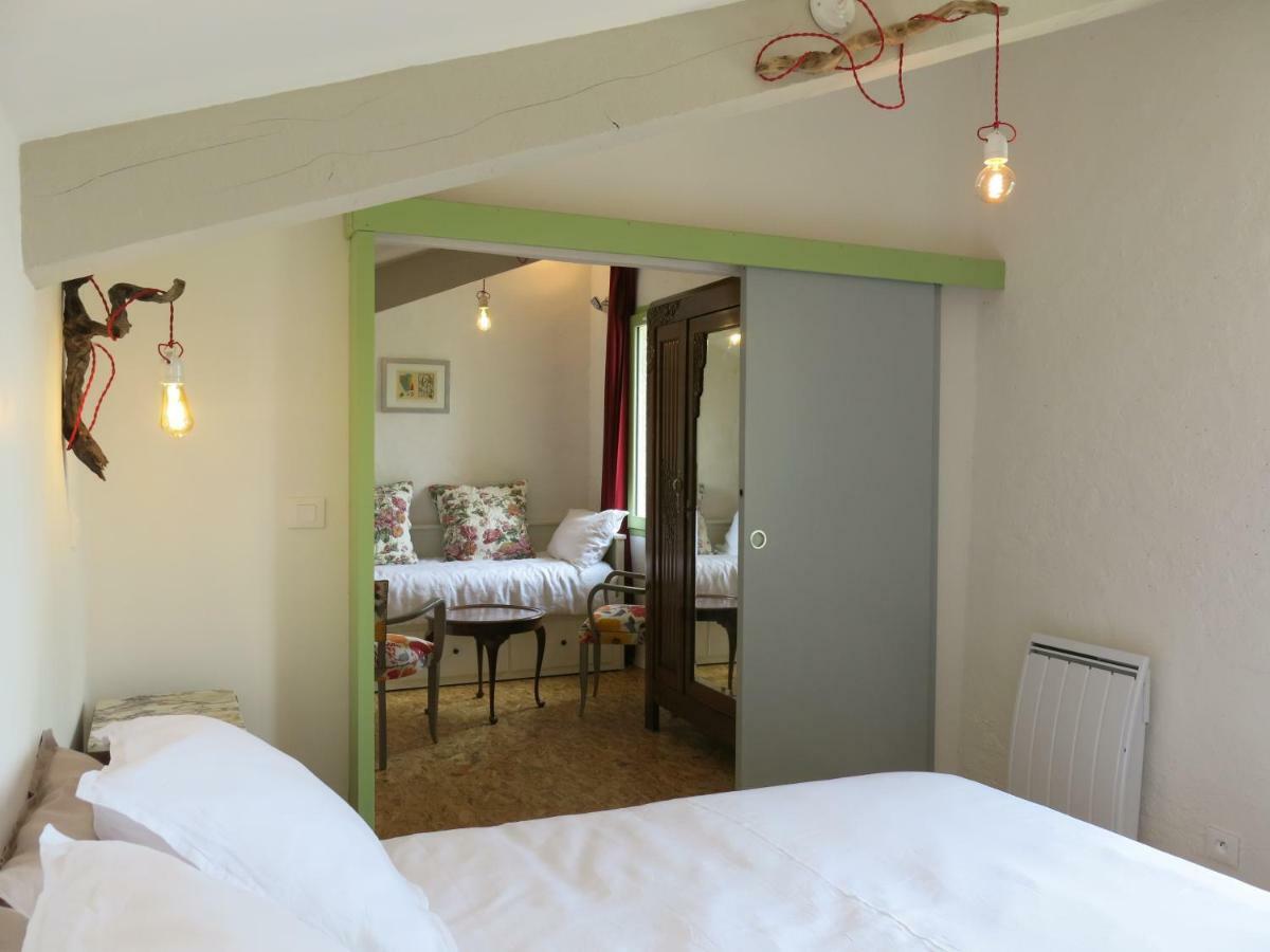 Oppède La Buissonniere Bed & Breakfast エクステリア 写真