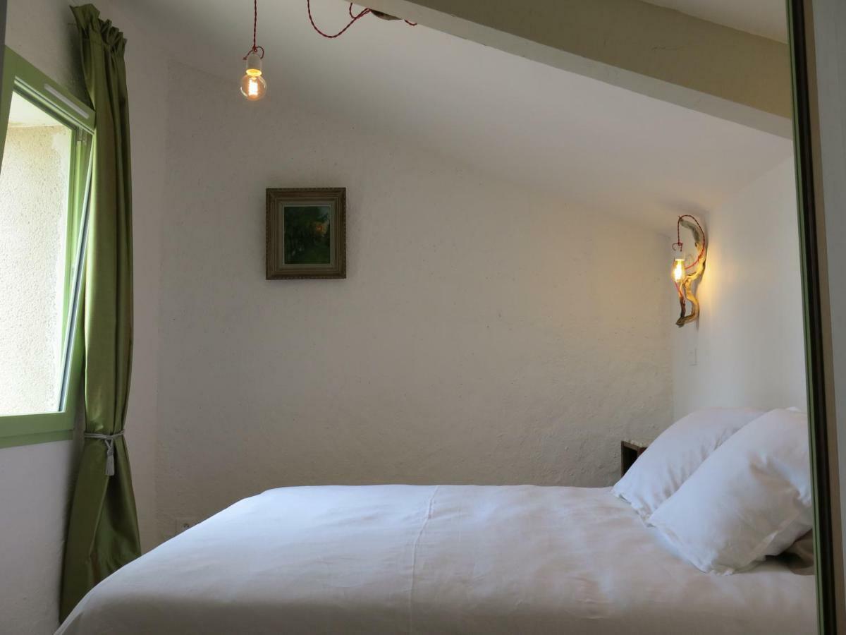Oppède La Buissonniere Bed & Breakfast エクステリア 写真