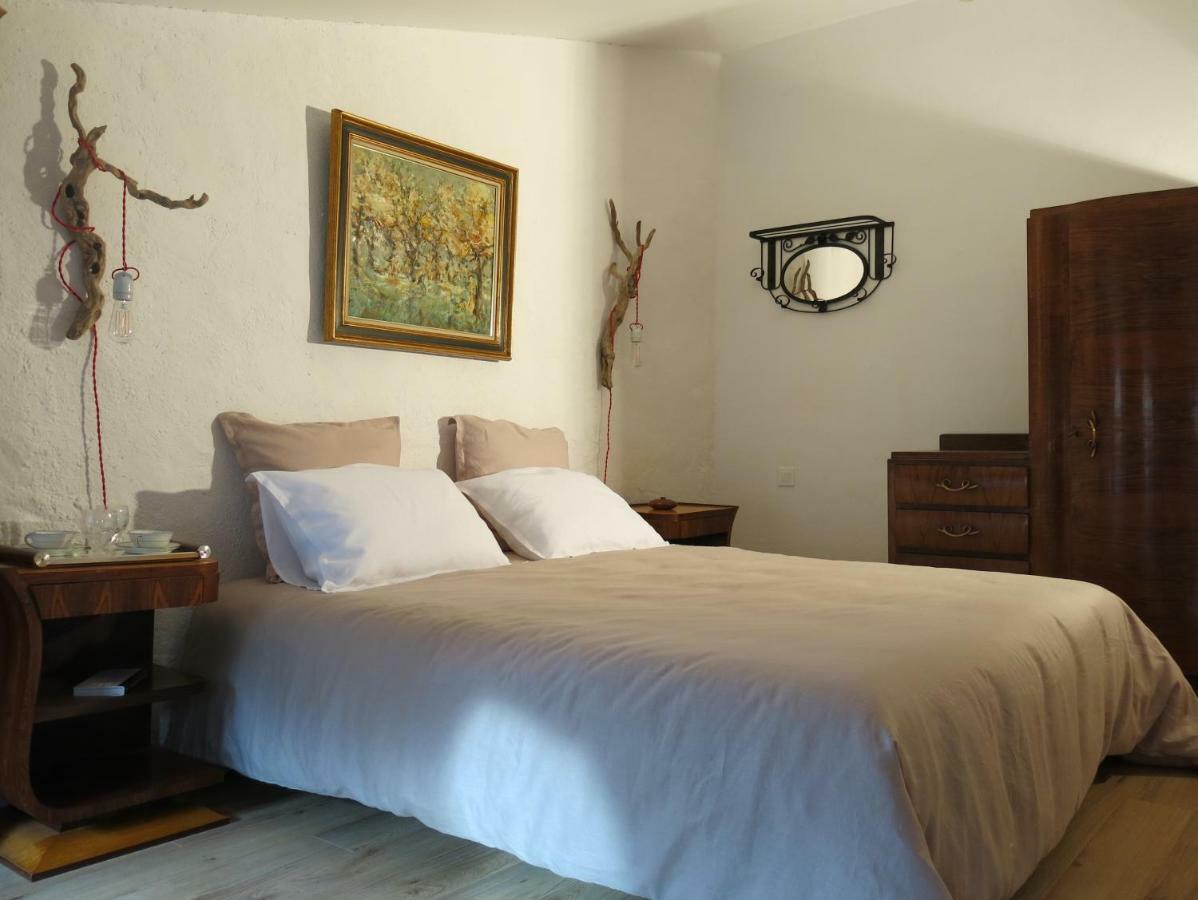 Oppède La Buissonniere Bed & Breakfast エクステリア 写真